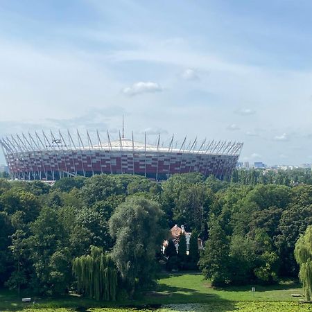 Dedek Park - Historyczny Dworek W Pieknym Parku Skaryszewskim Obok Stadionu Narodowego Варшава Екстериор снимка